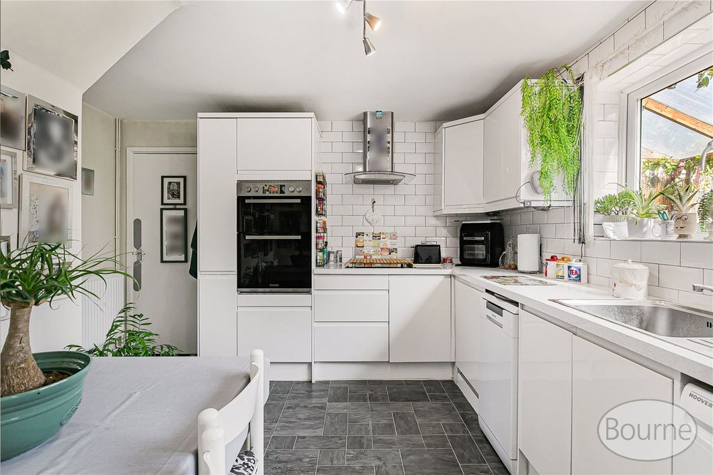 Property photo 2 of 27 Picture 2