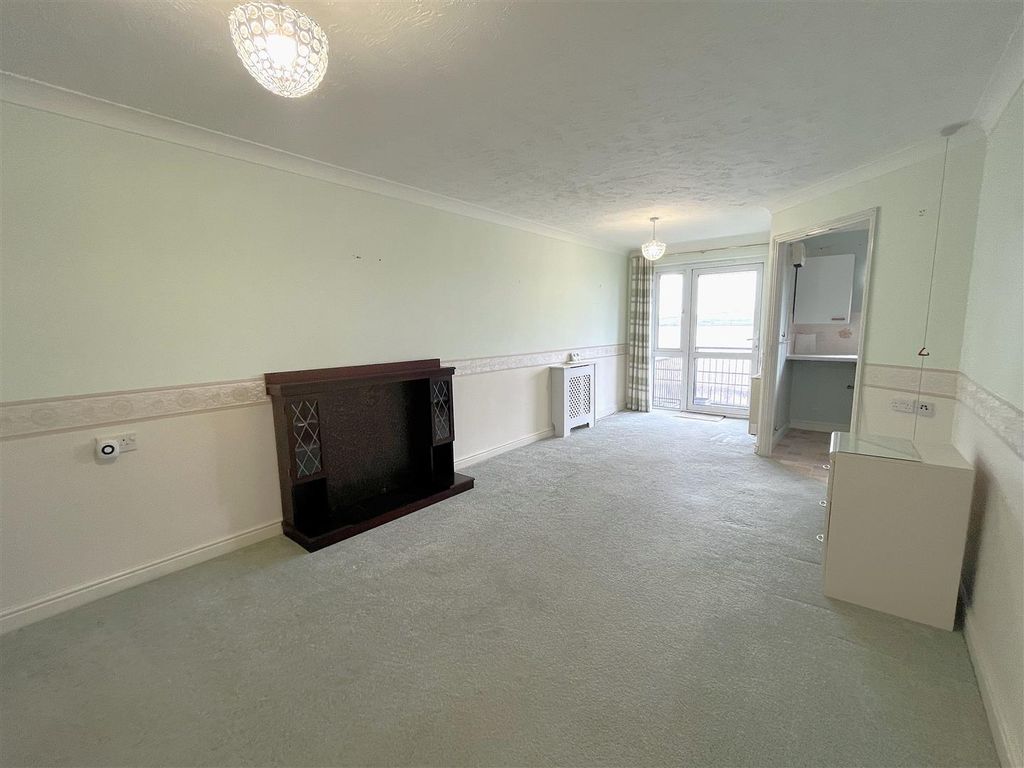 Property photo 3 of 18 Img_8601.Jpg