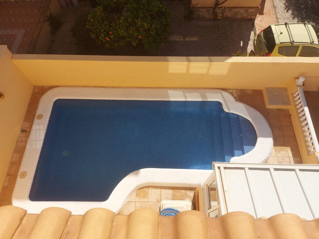 Property photo 3 of 28