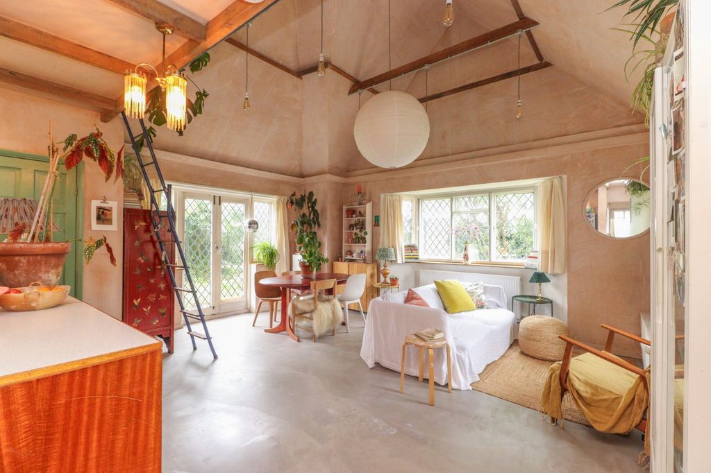 Property photo 2 of 20 Picture 2