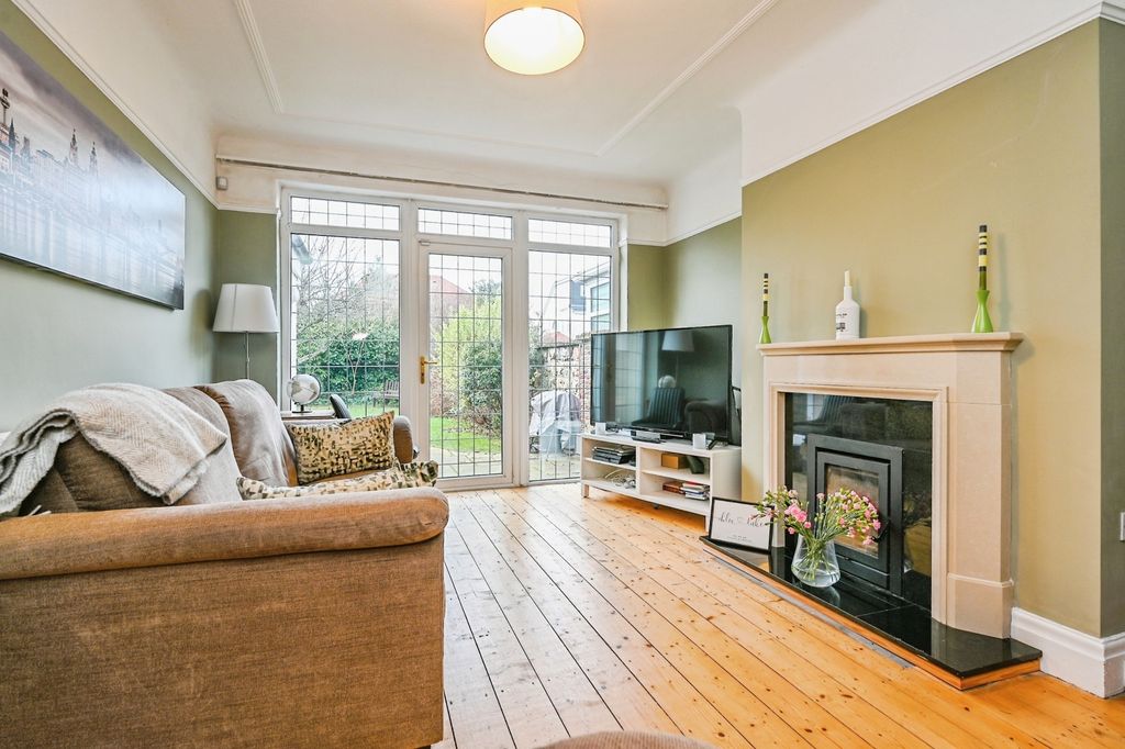 Property photo 3 of 18 Pbox-Img.Jpg