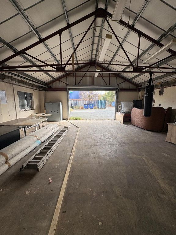 Property photo 2 of 4 Photo 3