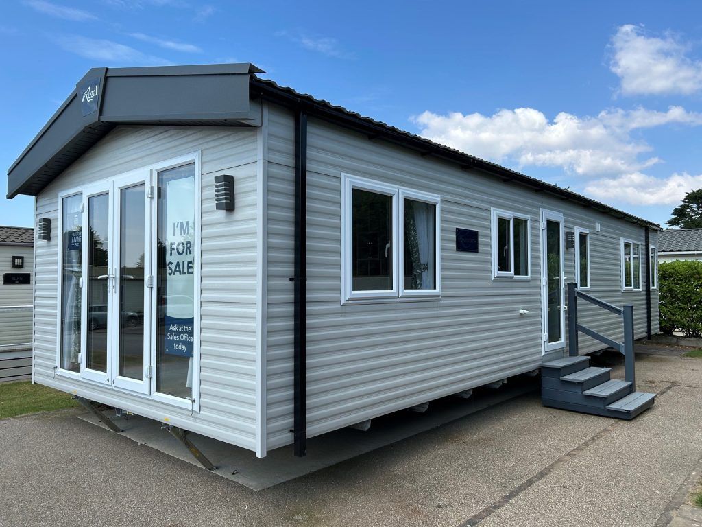 Property photo 1 of 10 Regal Hemsworth 2025 Car0064250 143219841.Jpeg