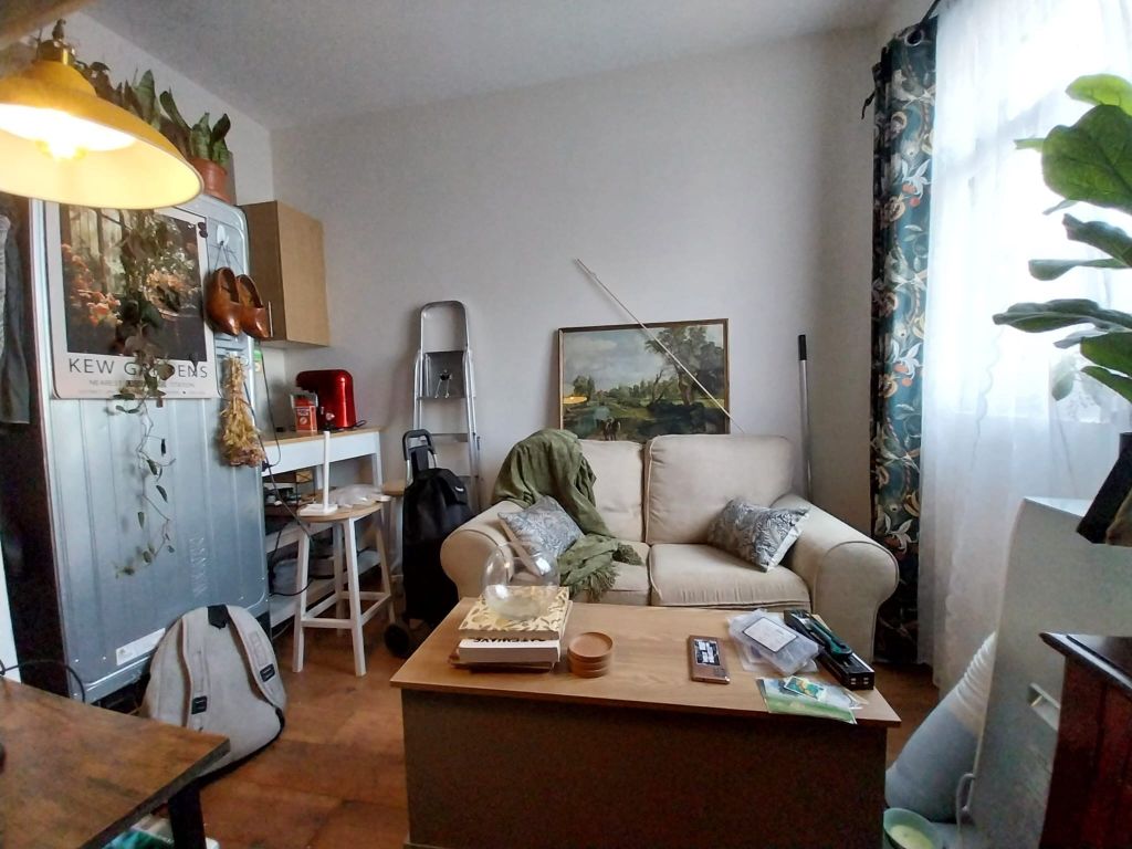 Property photo 1 of 6 Current Condition With Tenants Furniture 