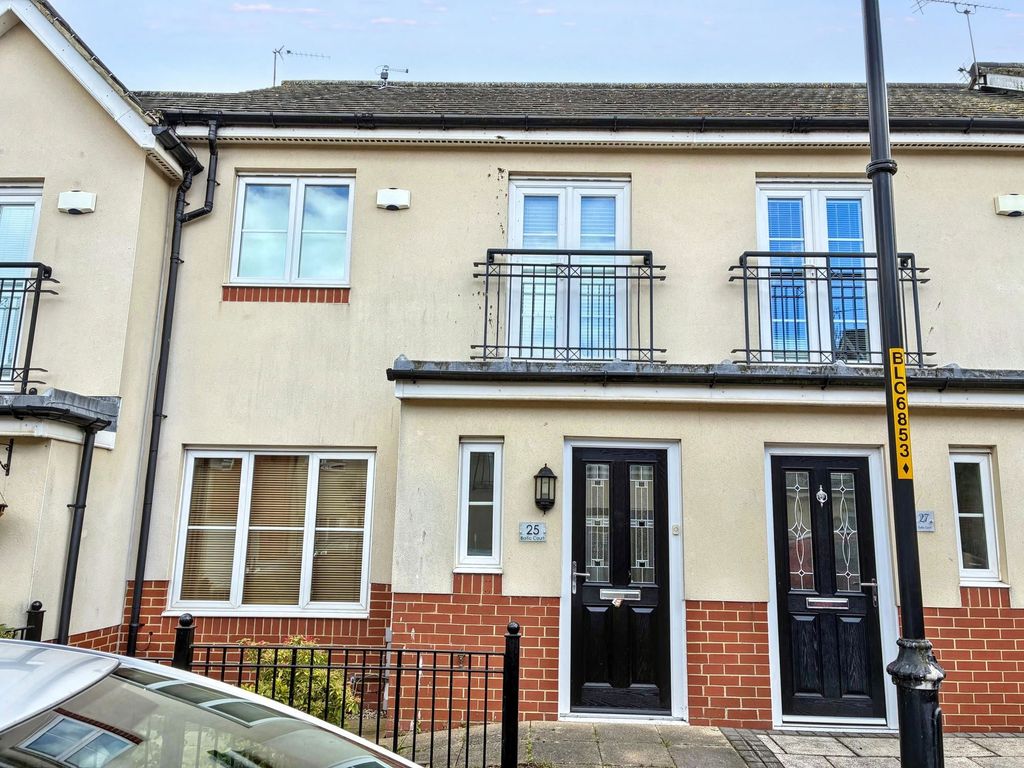 Property photo 1 of 12