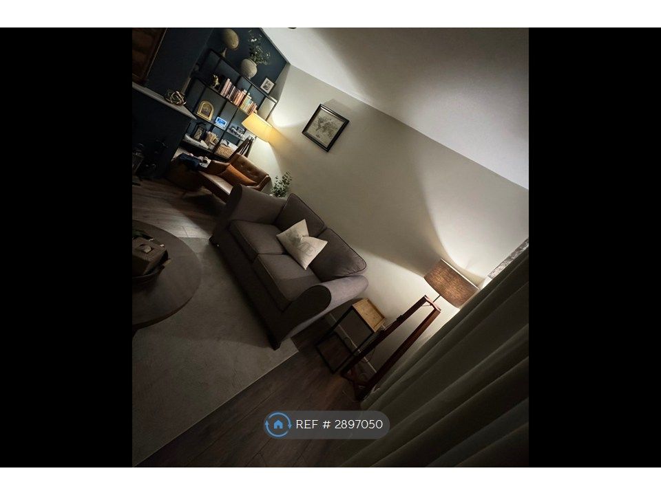 Property photo 2 of 3