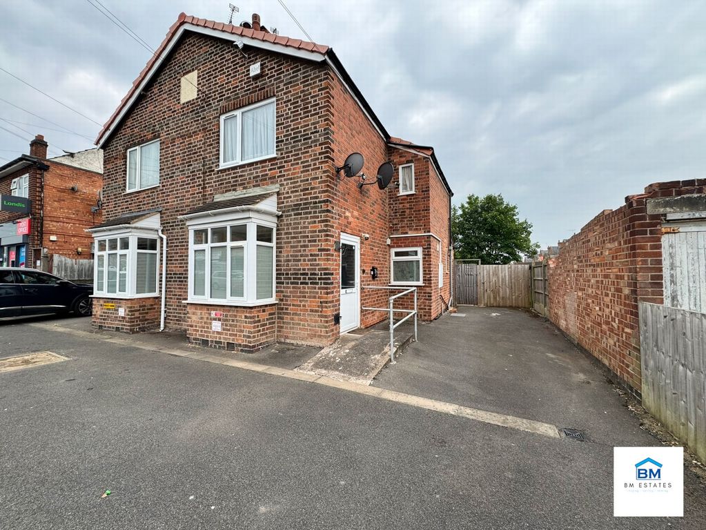 Property photo 1 of 6 Front