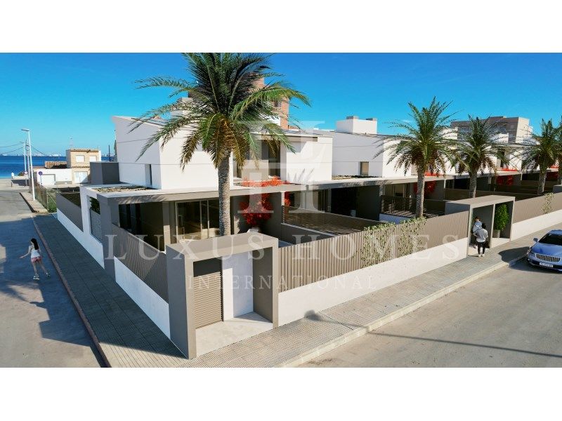 Property photo 3 of 24