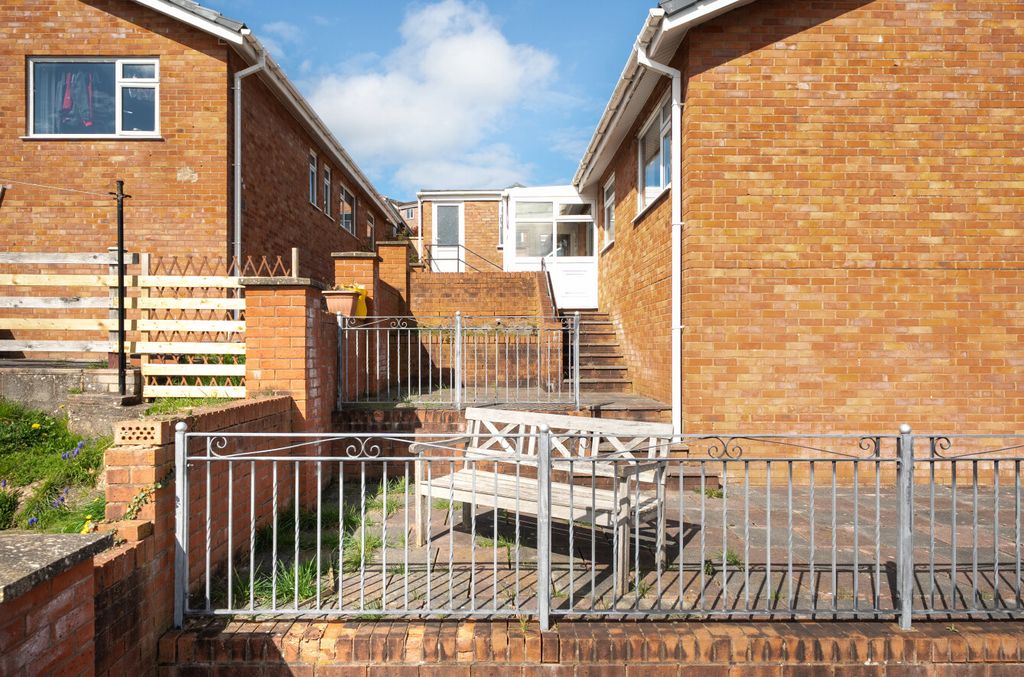 Additional image 20 of 3 bed bungalow for saleBryn Close, Newtown, Powys SY16