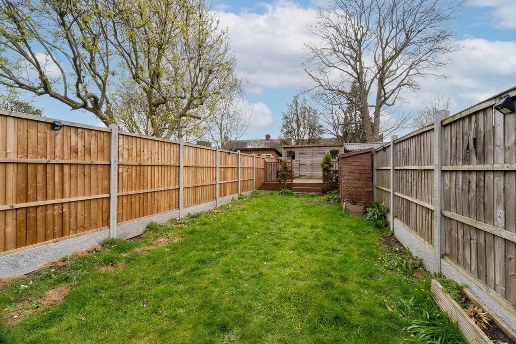 Property photo 2 of 16