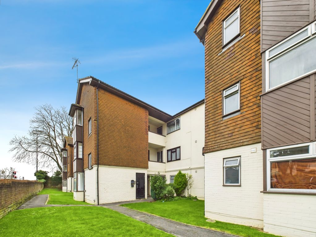 Property photo 2 of 6 B78Bc80d-Cam02841G0-Pr0052-Still005