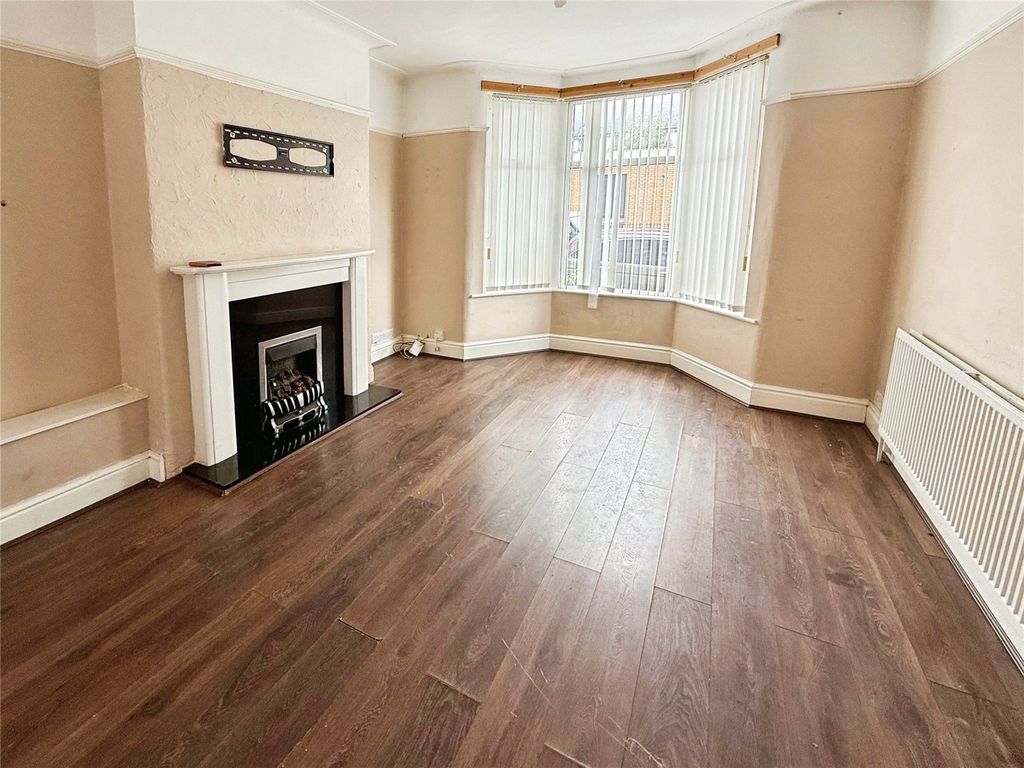 Property photo 3 of 14 Picture No. 10