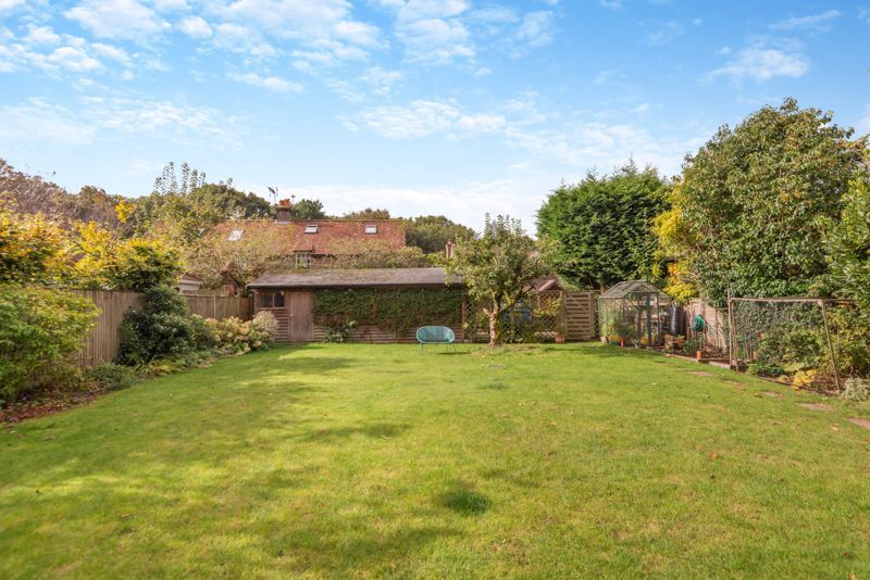 Property photo 3 of 52 Photo 9