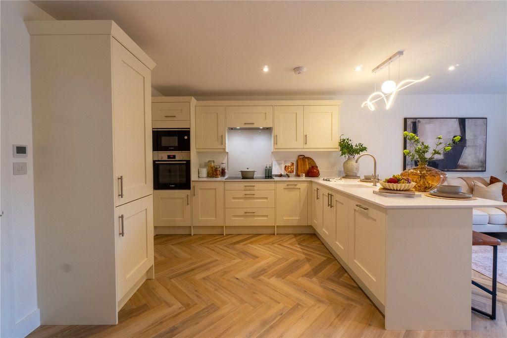 Property photo 3 of 30 Picture 3