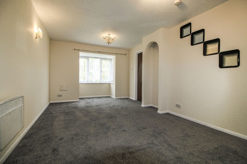 Property photo 3 of 15 Tlc B83171B8-F5d4-445c-8c80-9127992979A7 6F4Acf5
