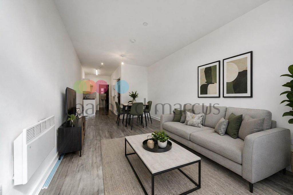 Property photo 2 of 7 Image