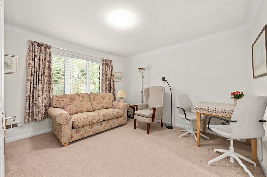 Property photo 3 of 13