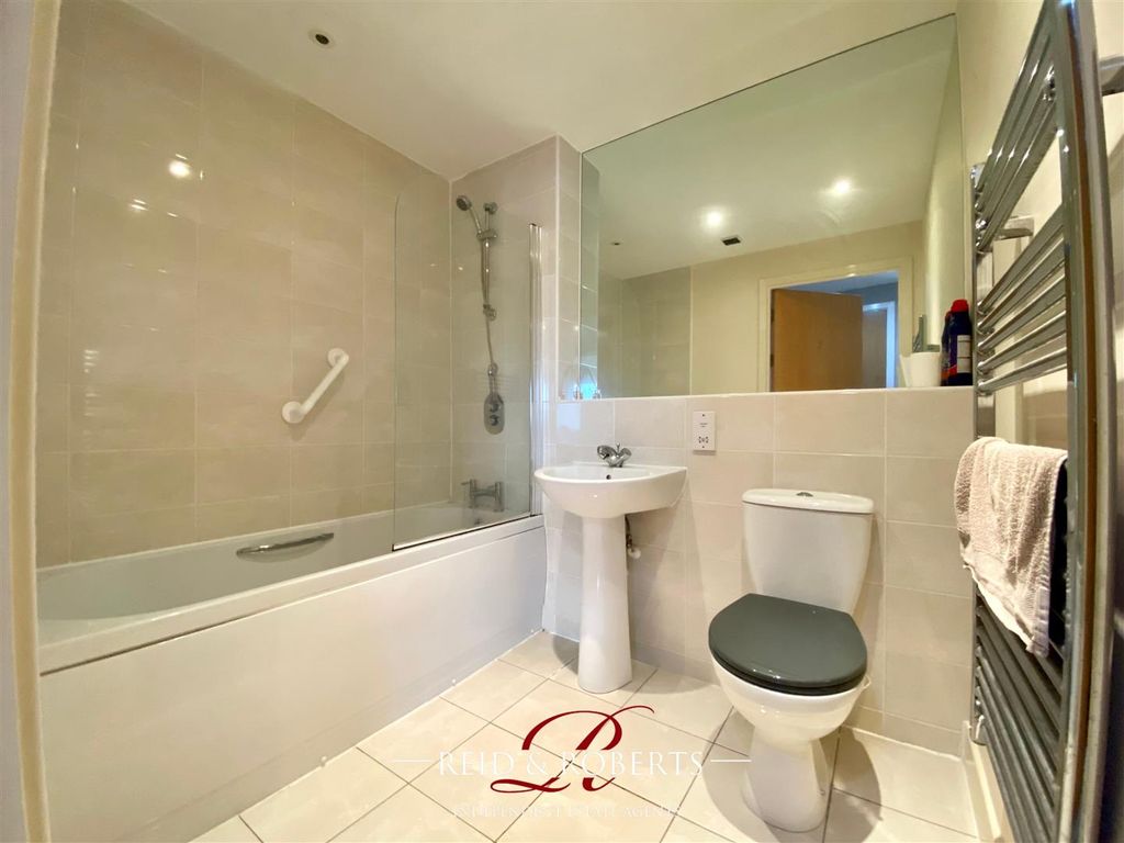 Property photo 3 of 22 41.Png