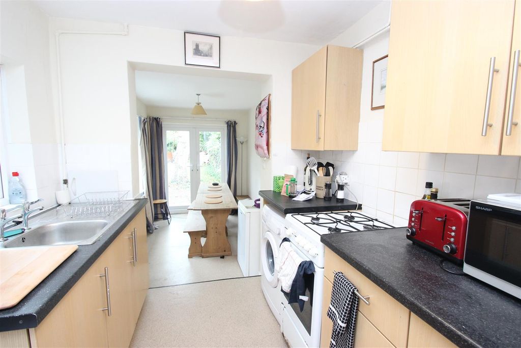 Property photo 2 of 7