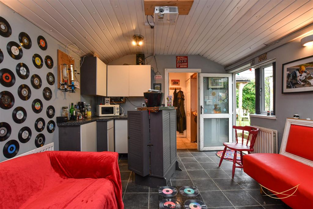 Additional image 43 of 4 bed semi-detached house for saleStation Road, Greenisland BT38