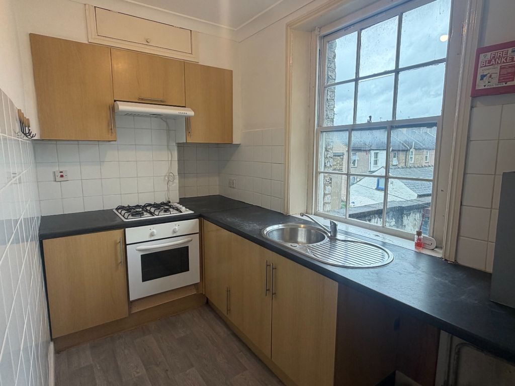 Property photo 3 of 7 2876212