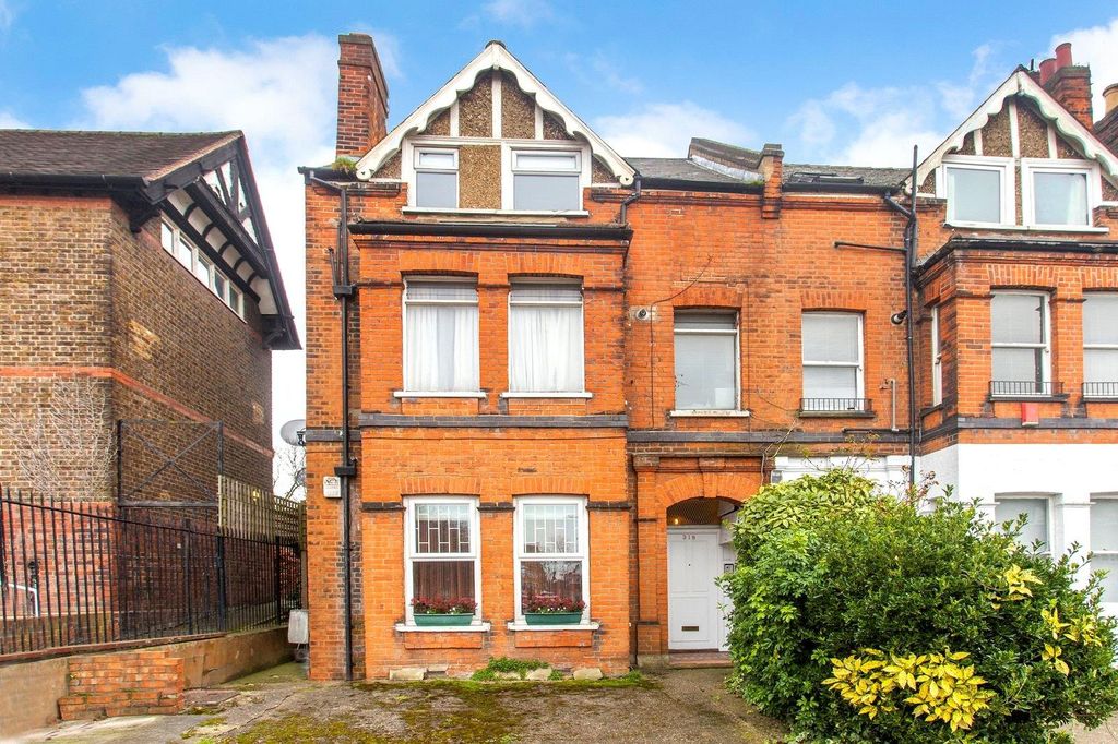 Property photo 1 of 9 1