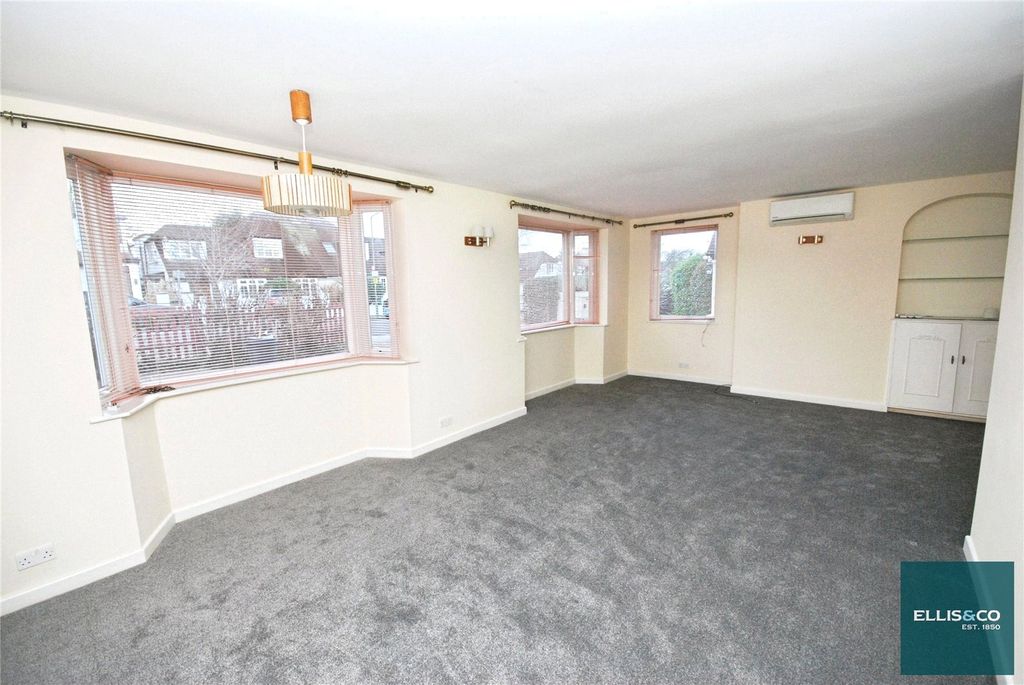 Property photo 2 of 14 Picture No. 41