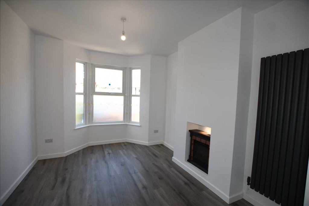 Property photo 2 of 14 Reception