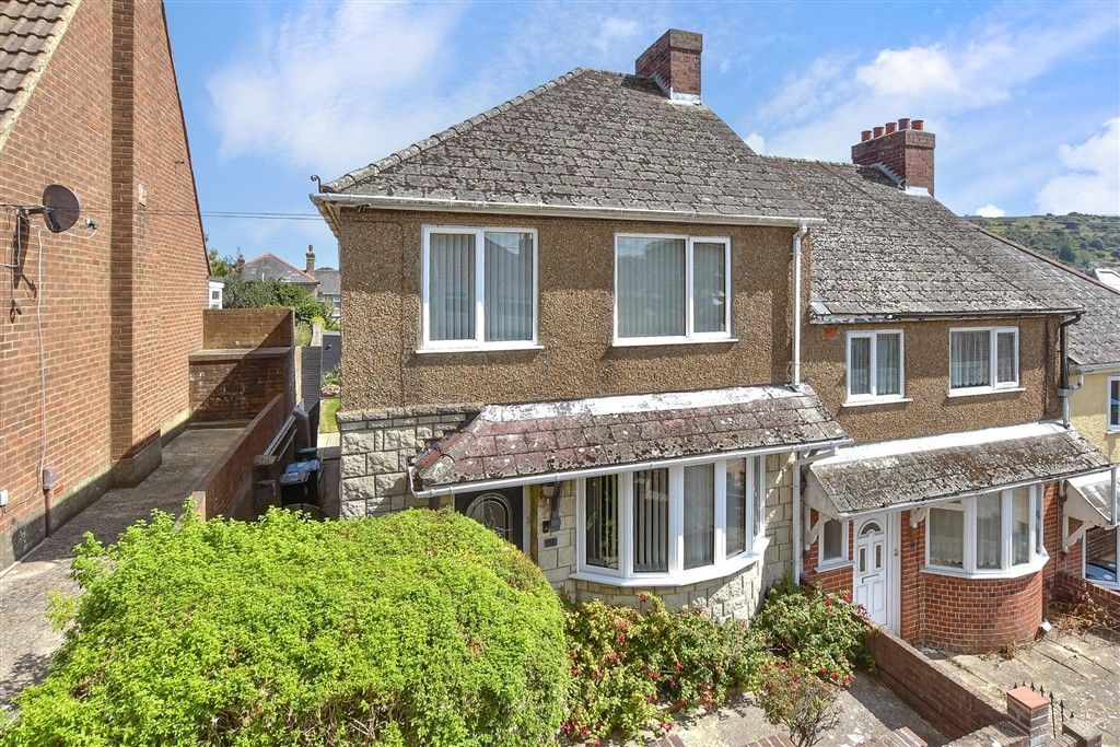 Property photo 1 of 9 Front (Web)