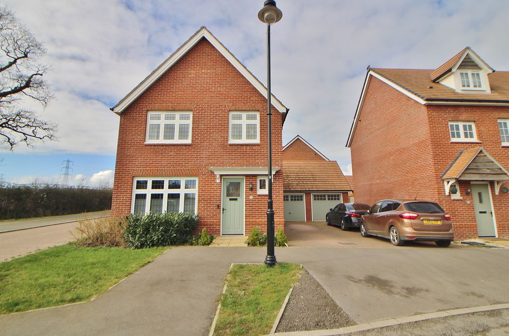 Property photo 1 of 21