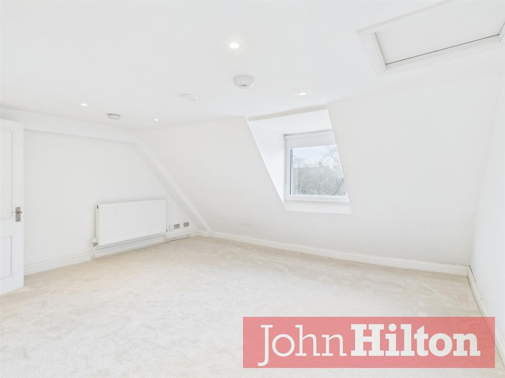 Property photo 3 of 6 Cam02534G0-Pr0493-Still008.Jpg