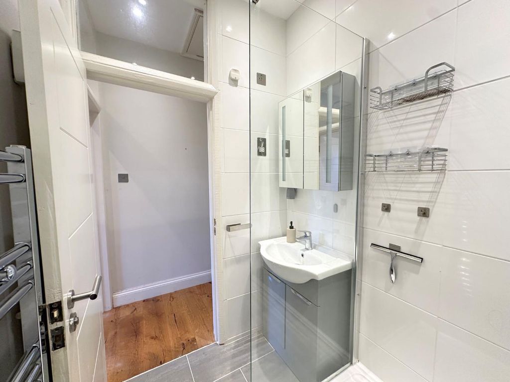 Property photo 3 of 14 Untitled Design (54).Jpg