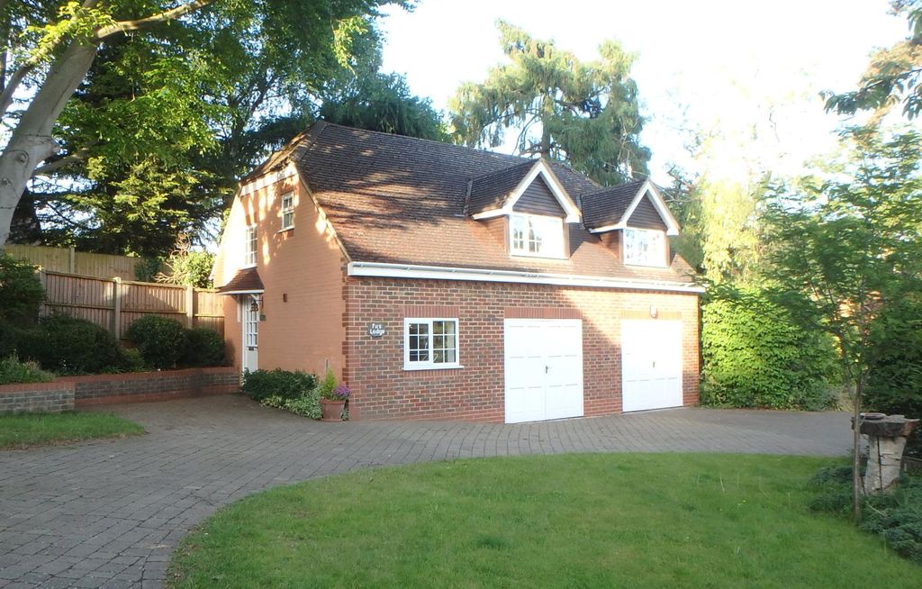 Property photo 1 of 15