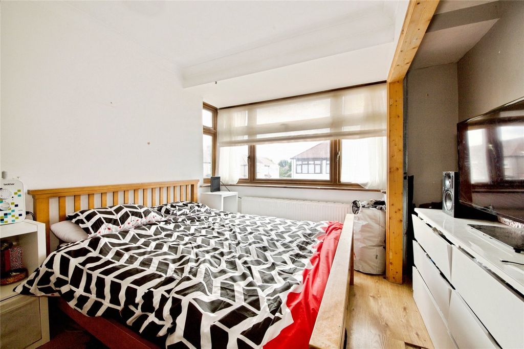 Property photo 2 of 14 Picture No. 02