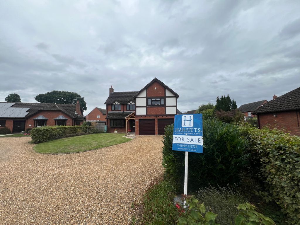 Property photo 2 of 41