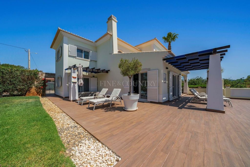 Property photo 2 of 30