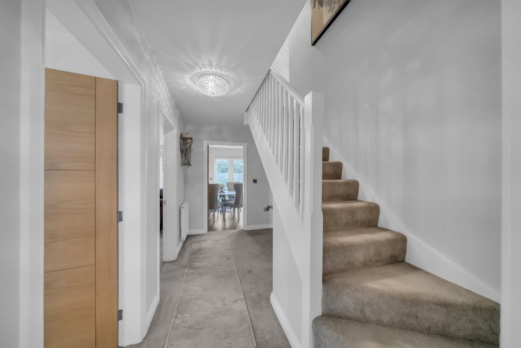 Property photo 2 of 30 Dsc03723.Jpg