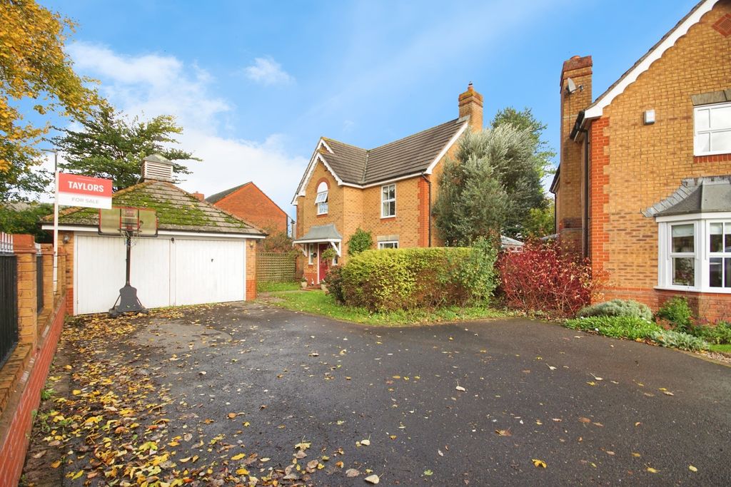 Property photo 2 of 17 Photo