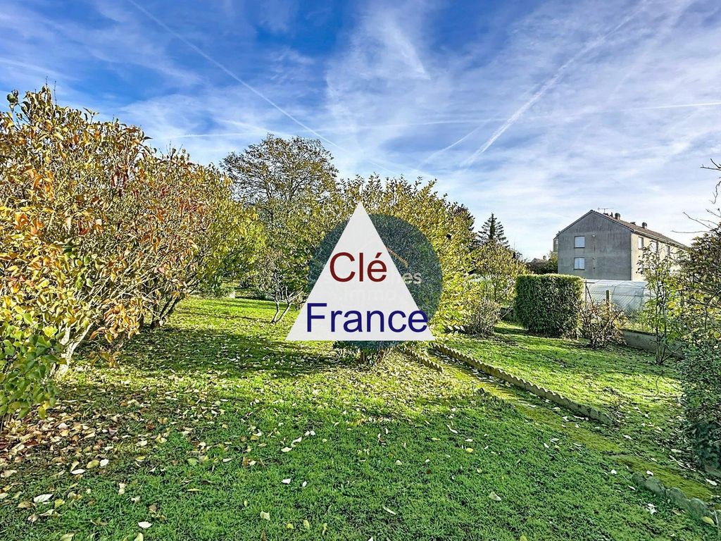 Property photo 2 of 20