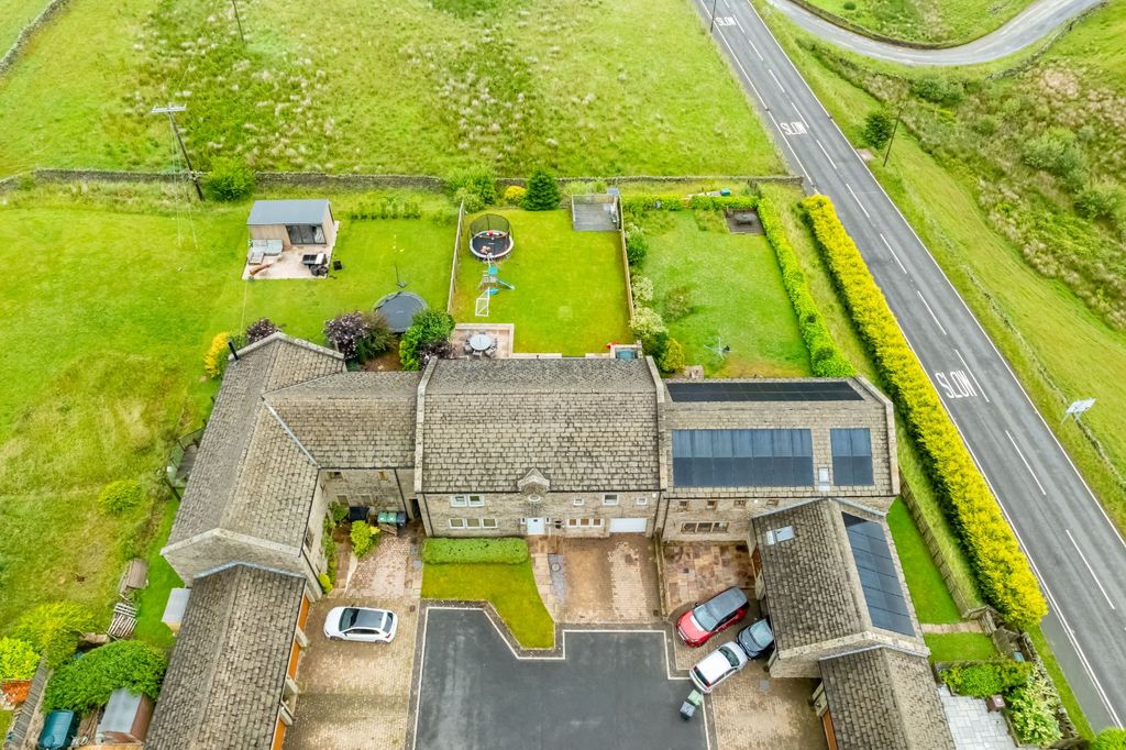 Property photo 1 of 30 External