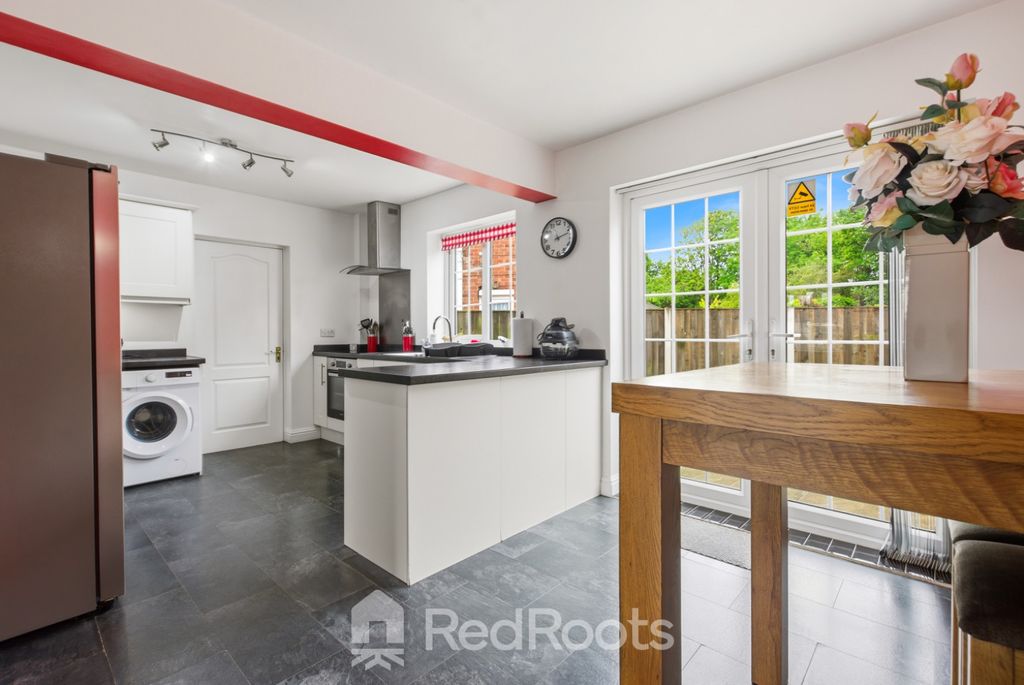Property photo 3 of 33 5165233