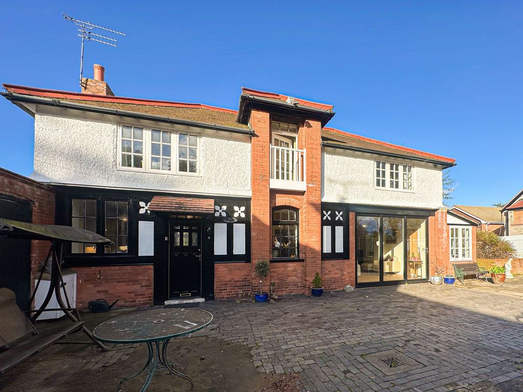 Property photo 1 of 25 Photo 26