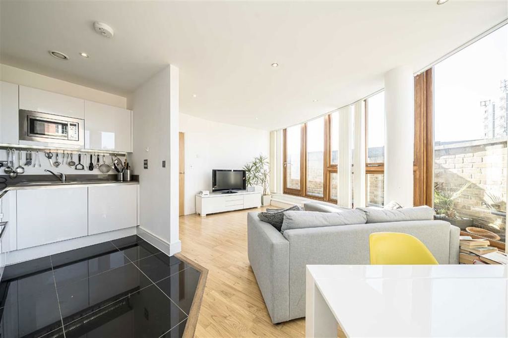 Property photo 3 of 10