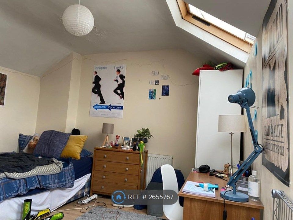 Property photo 1 of 9 Bedroom 1