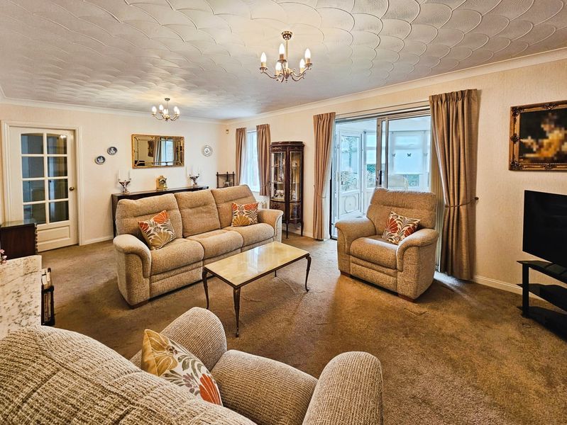 Property photo 2 of 14 Photo 10