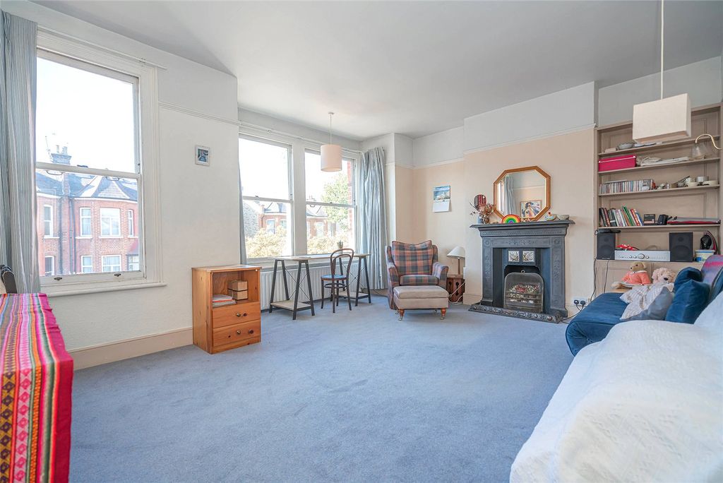 Property photo 2 of 29 Bedroom 1 A