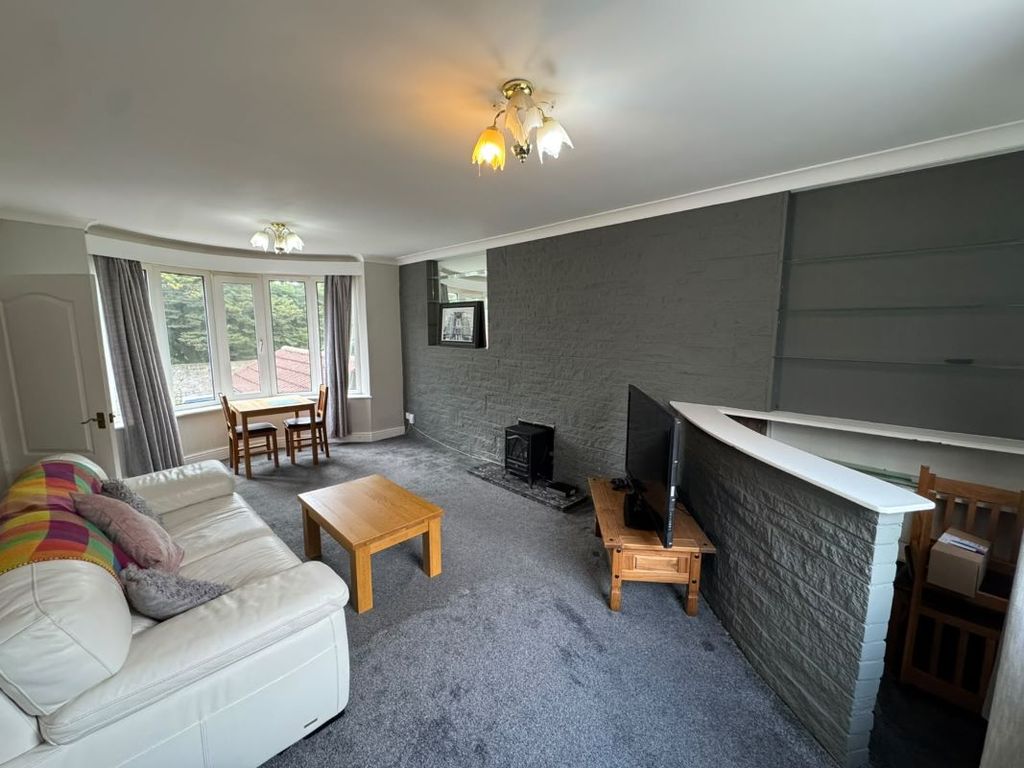 Property photo 3 of 10 Image 3