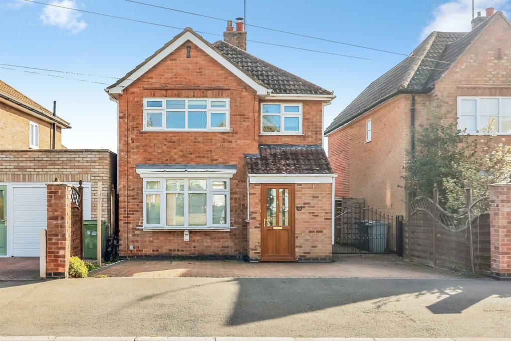 Property photo 1 of 20