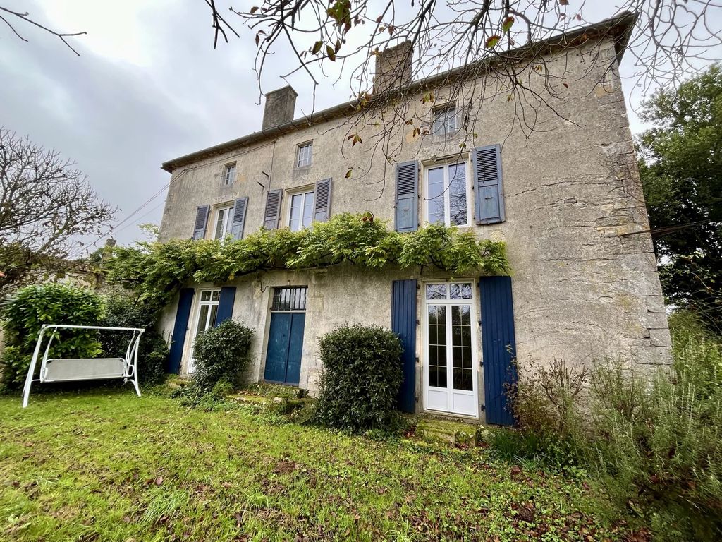 Property photo 1 of 33