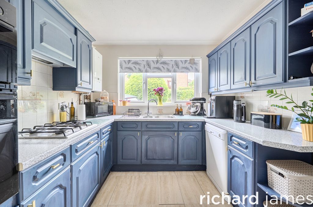 Property photo 2 of 19 3d7c4Fff07534031B5613Aaf83d761E2